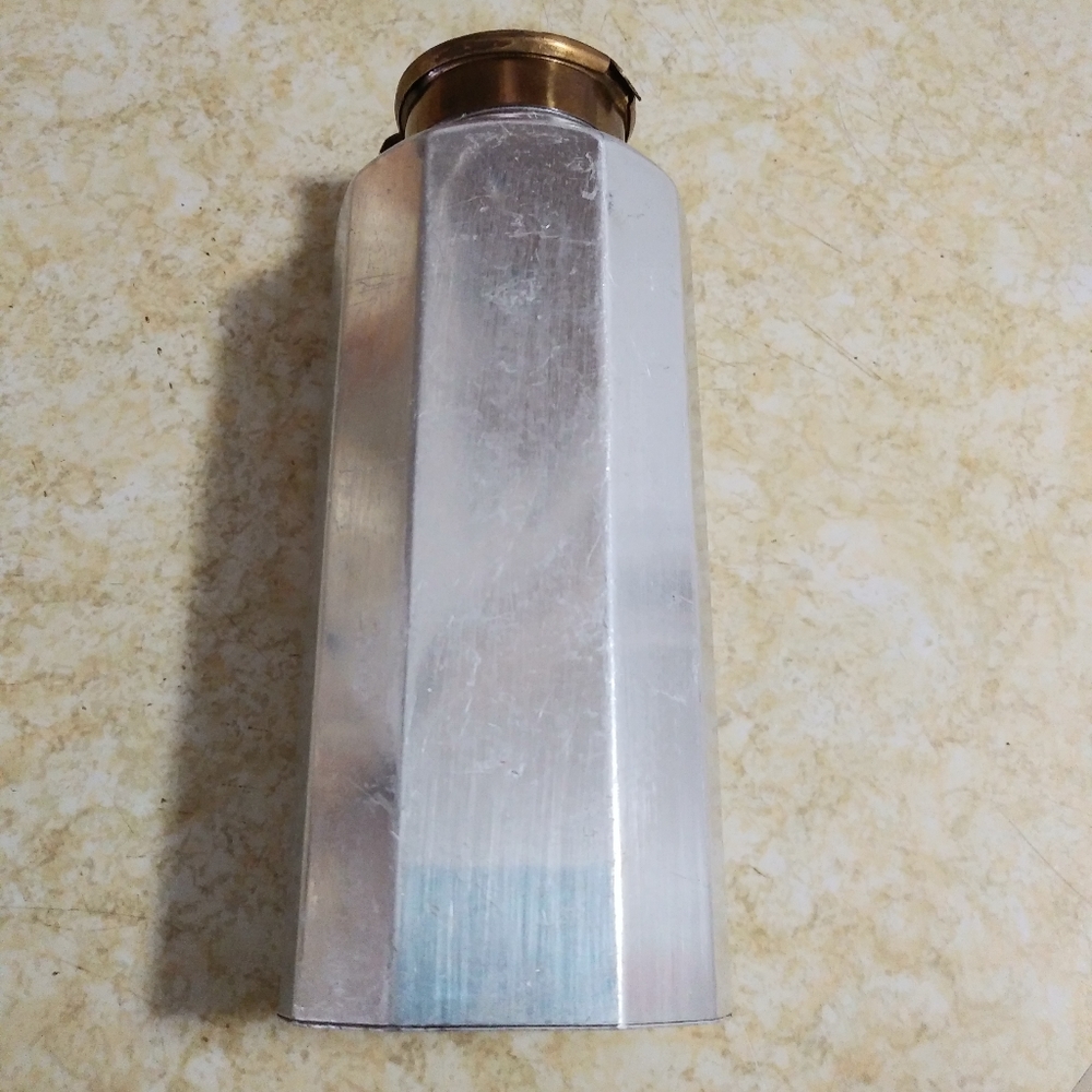 Yardley Invisible Talc Tin Container - Picture 8 of 8
